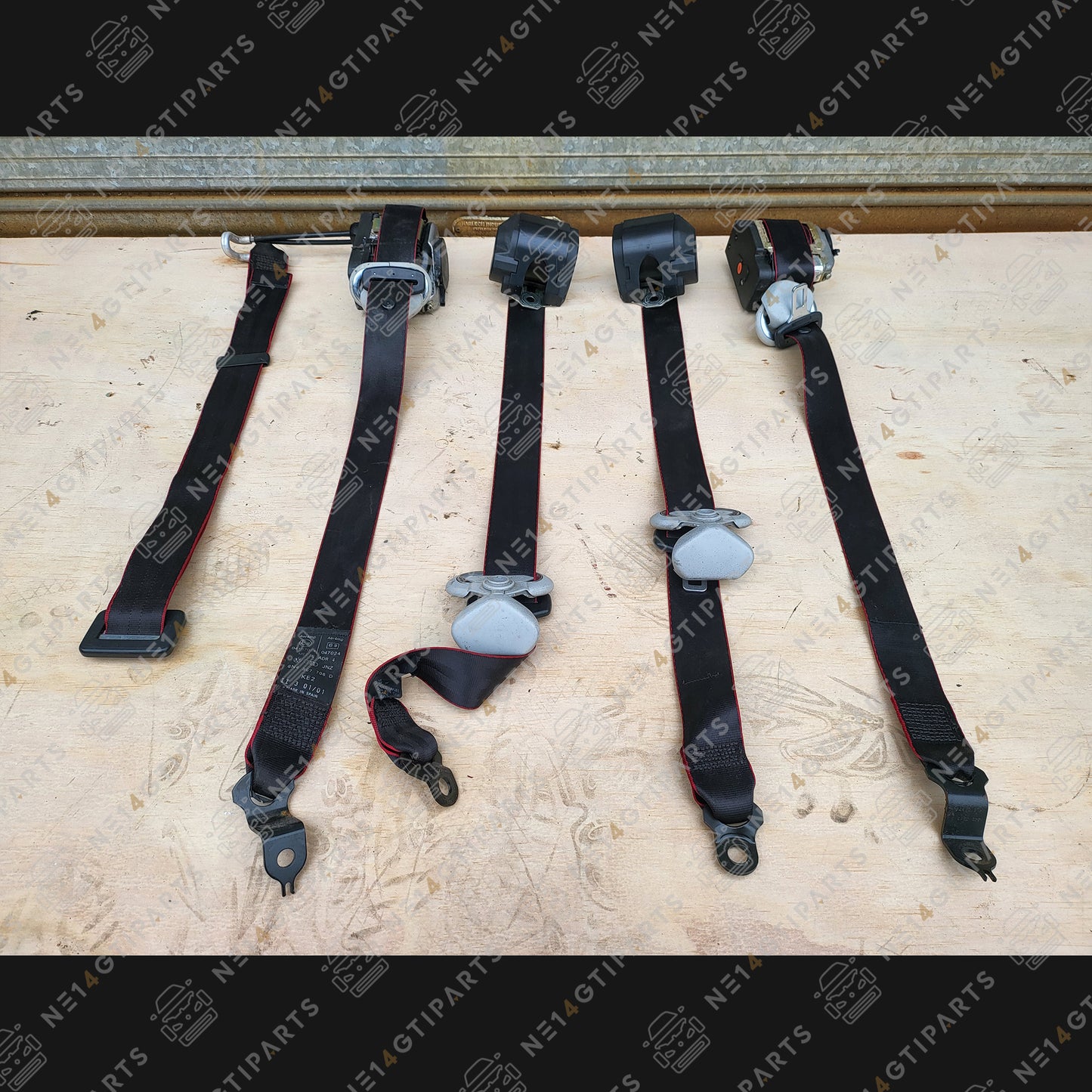 GTi Seat Belts - 5 Door