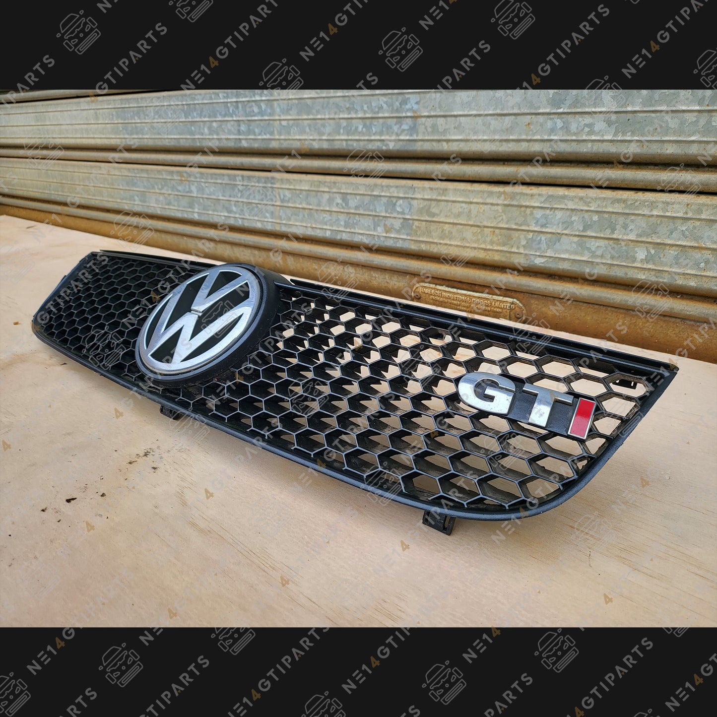 GTi Top Grill