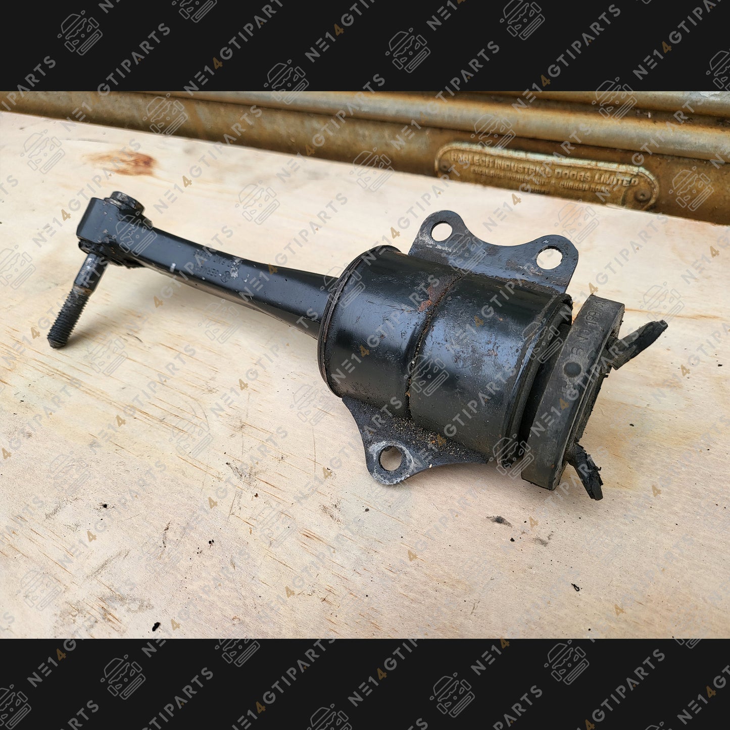 Dog bone Gearbox Mount