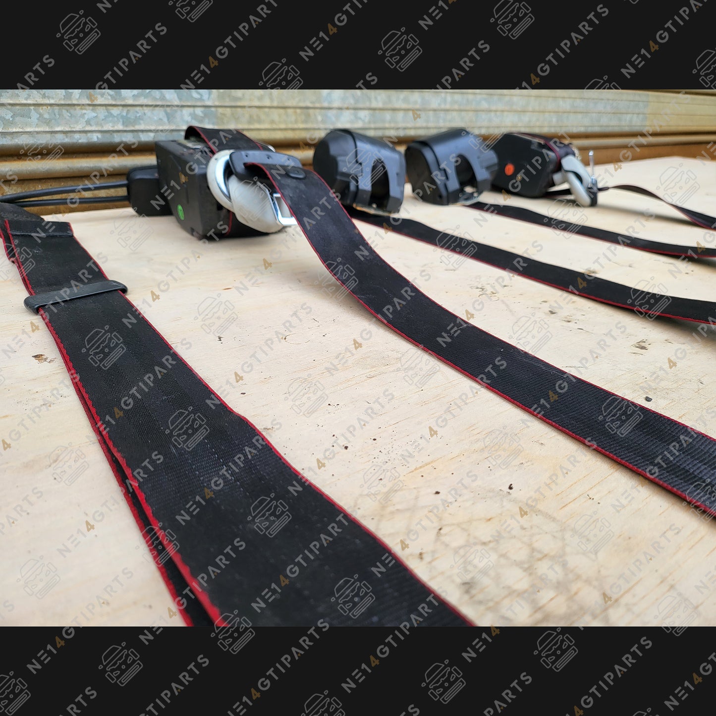 GTi Seat Belts - 5 Door